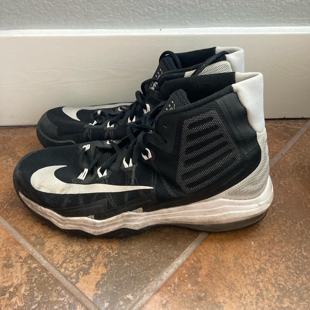 Mens black Nike air max audacity 2016
